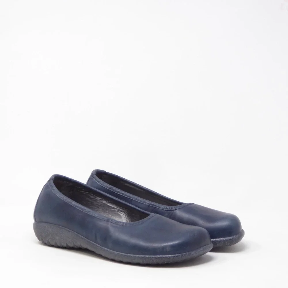 Naot Taupo Womens Flats Navy Blue Leather Comfort Slip On Shoes Size 8